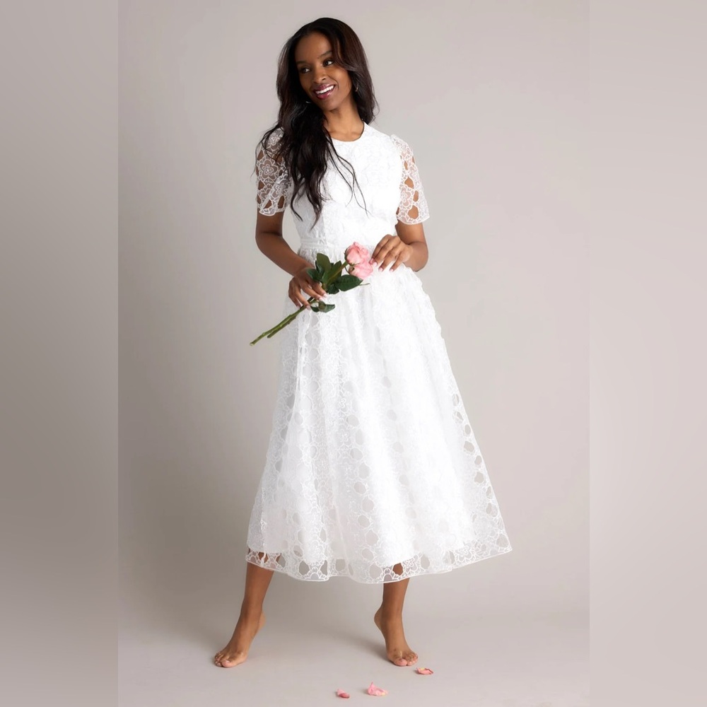 White lace Midi Dress
